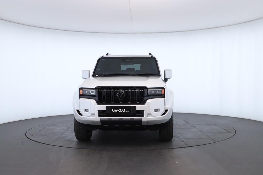 Exterior view frame 3