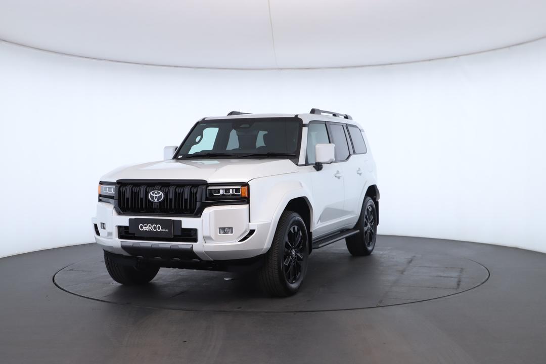 Exterior view frame 4