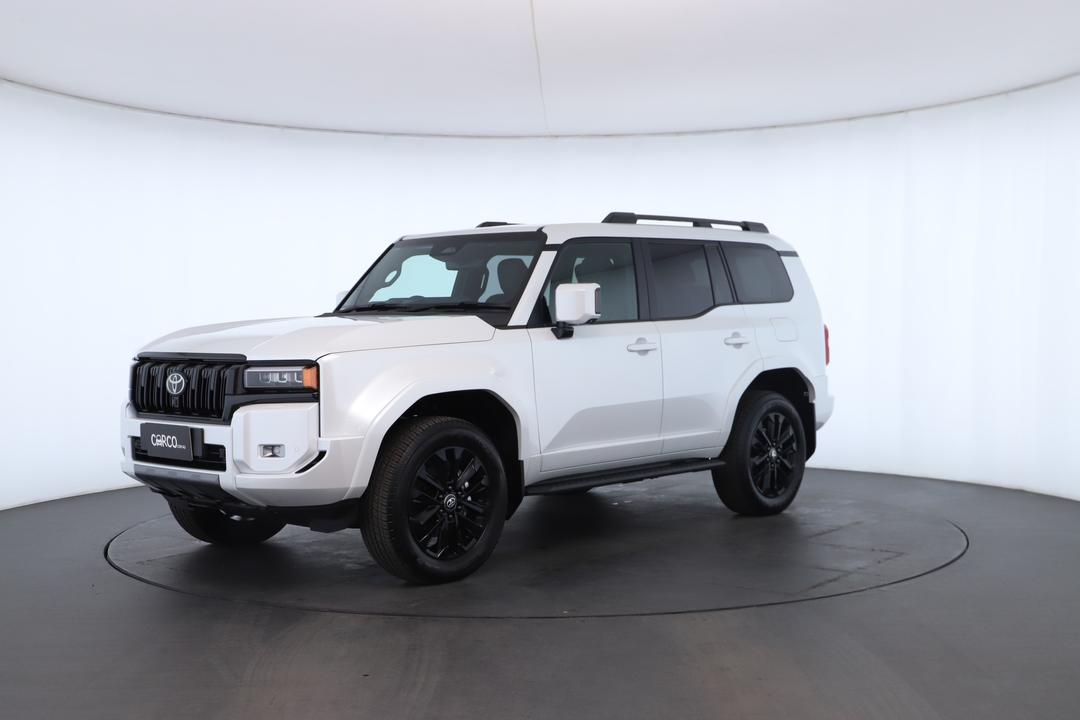 Exterior view frame 5