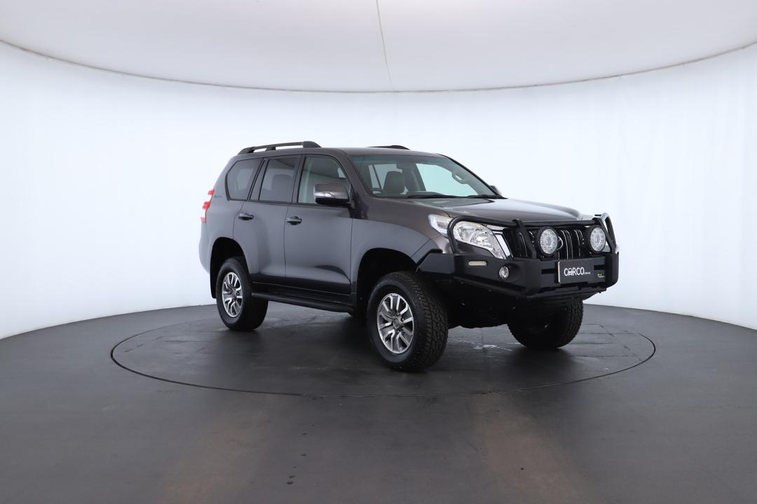 Exterior view frame 1