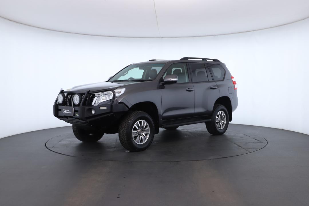 Exterior view frame 5