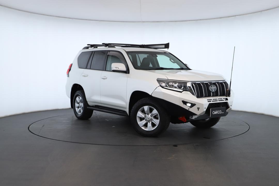 Exterior view frame 0