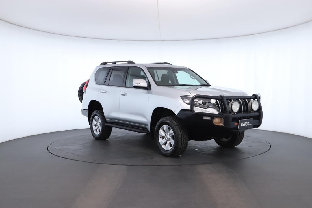 Exterior view frame 1