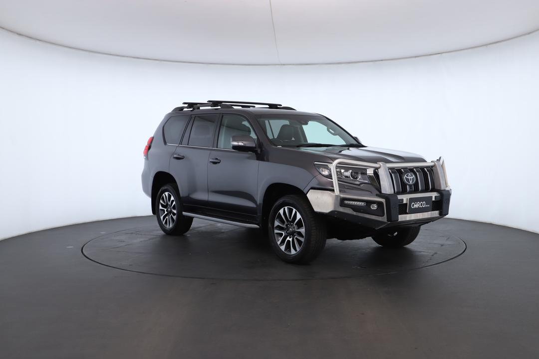 Exterior view frame 1