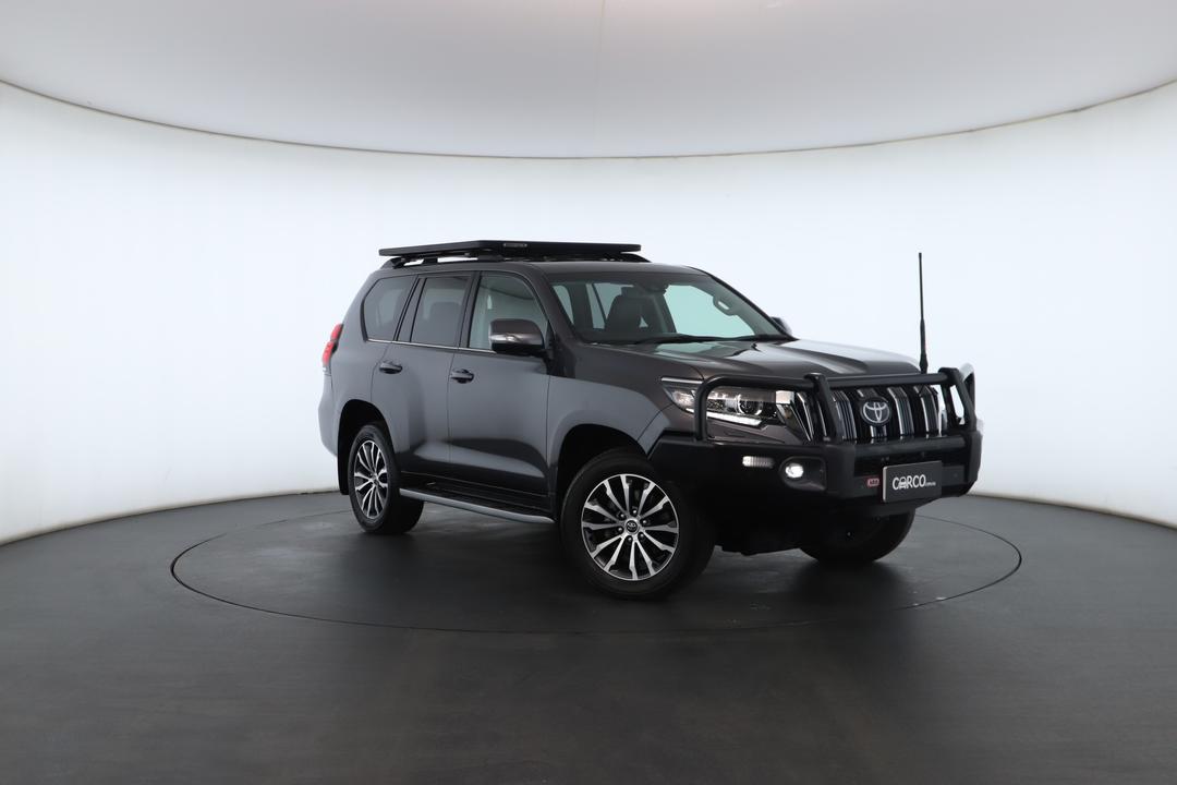 Exterior view frame 0