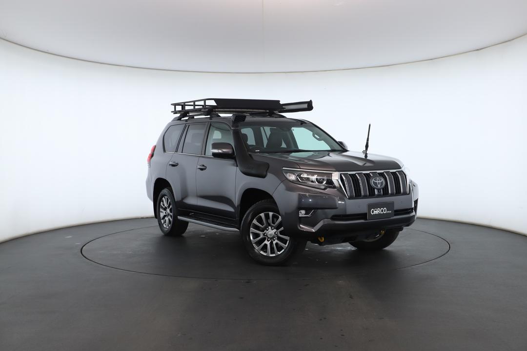 Exterior view frame 0