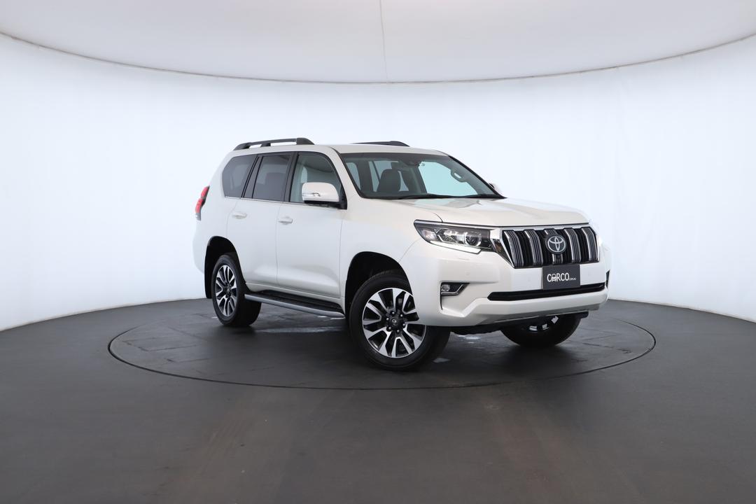 Exterior view frame 0