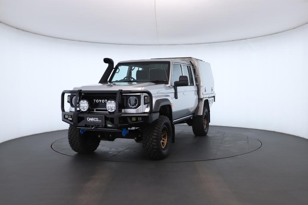 Exterior view frame 7