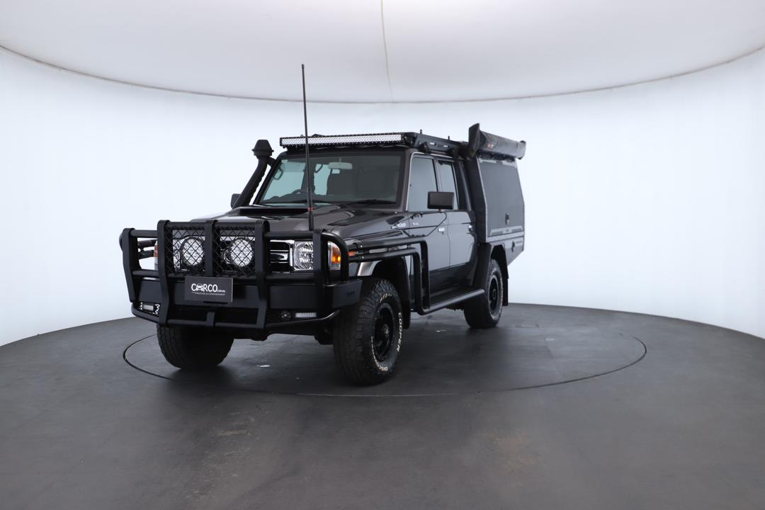 Exterior view frame 4