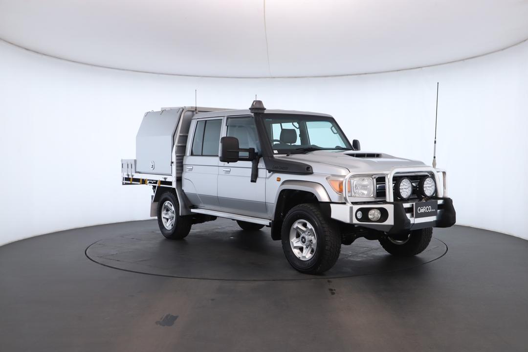 Exterior view frame 1