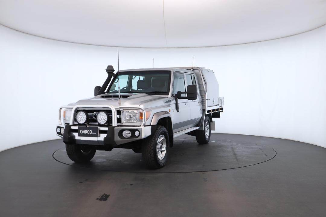 Exterior view frame 4