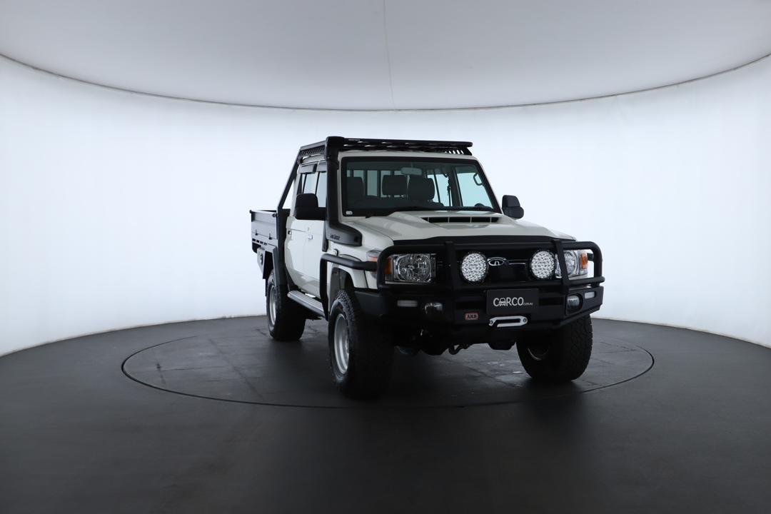 Exterior view frame 2