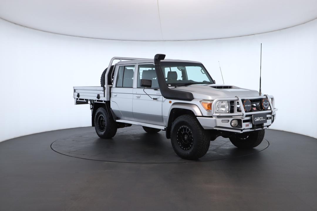 Exterior view frame 1