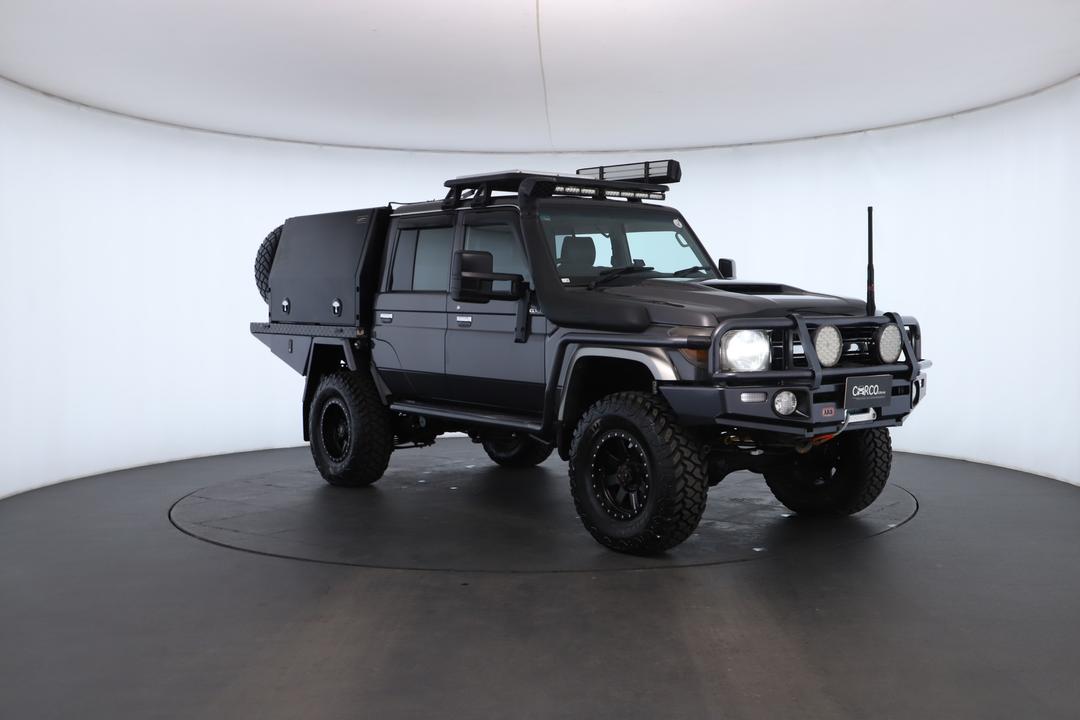 Exterior view frame 1