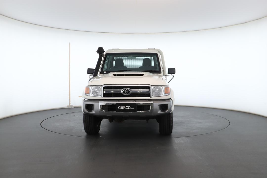 Exterior view frame 3