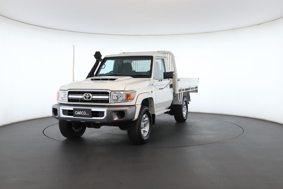 Exterior view frame 4