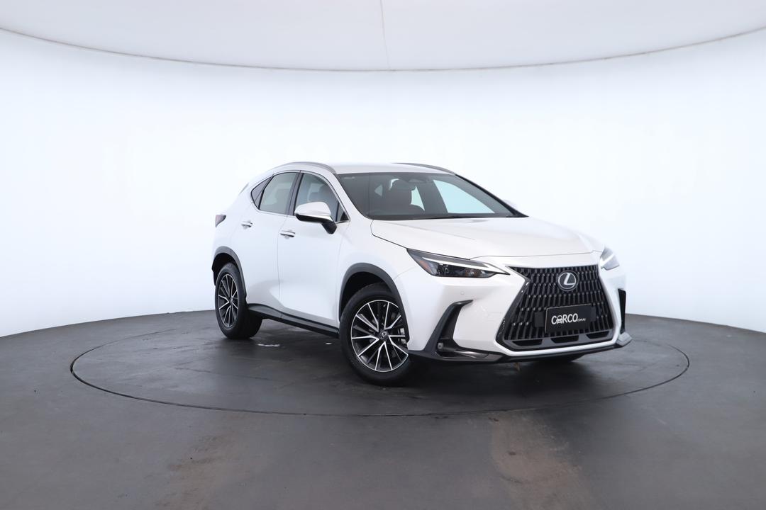 Exterior view frame 0