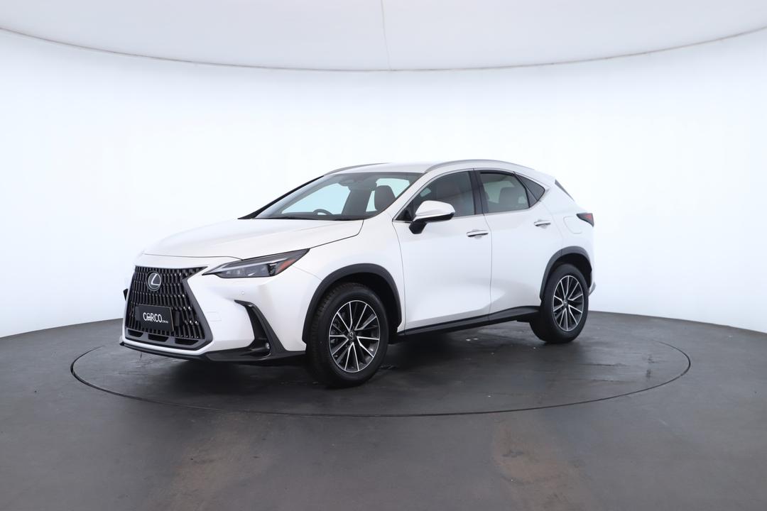 Exterior view frame 5