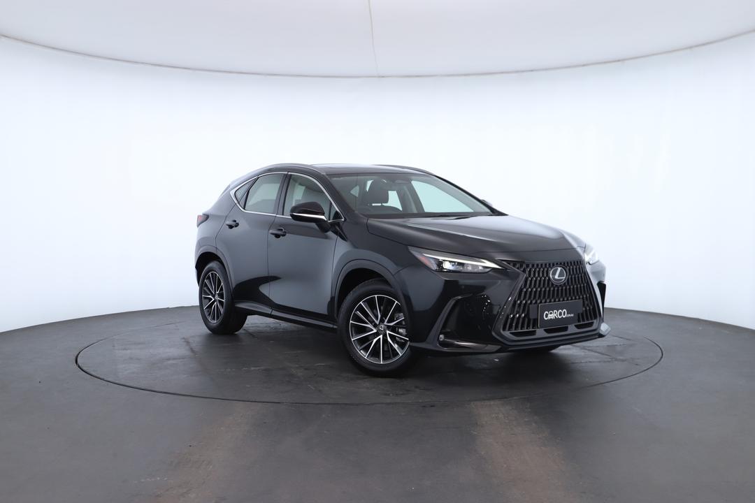 Exterior view frame 0