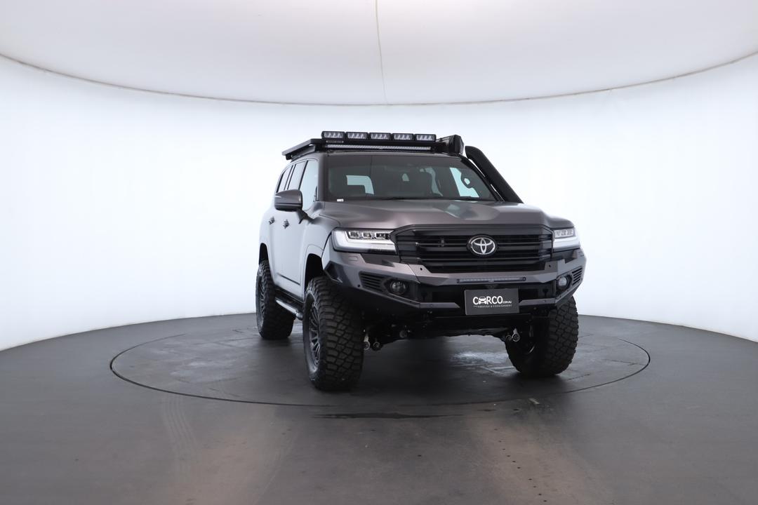 Exterior view frame 2