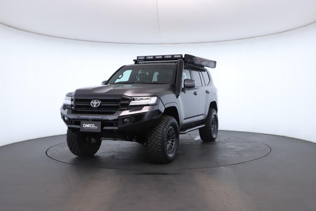 Exterior view frame 4