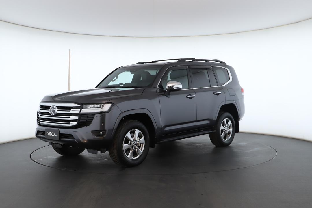 Exterior view frame 5