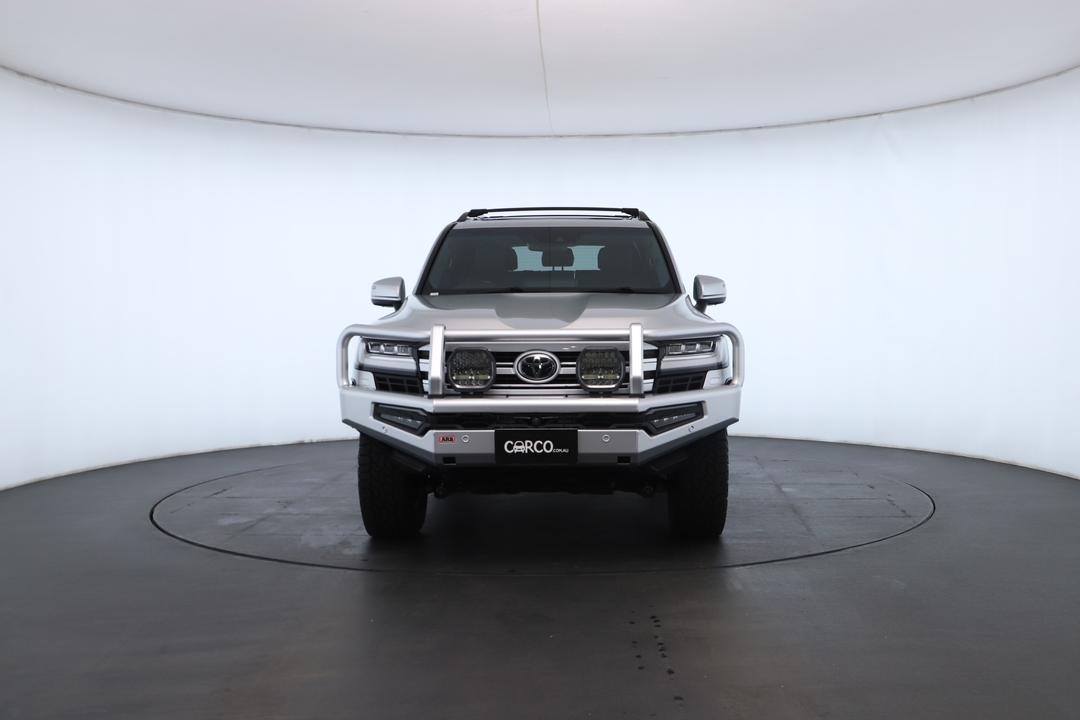 Exterior view frame 3