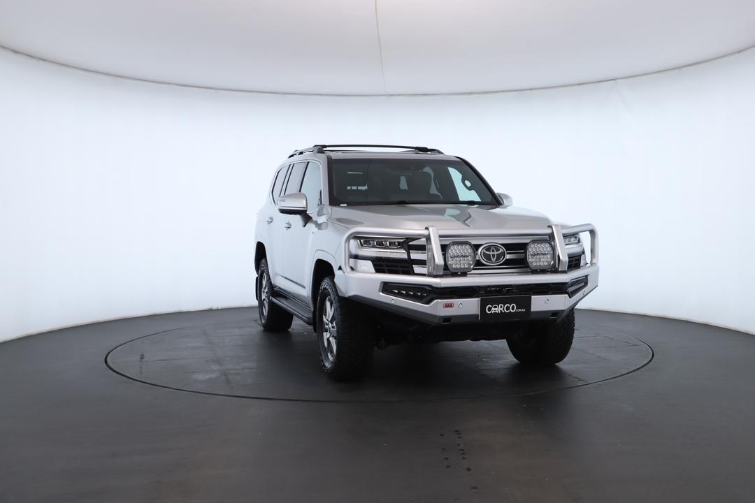 Exterior view frame 2