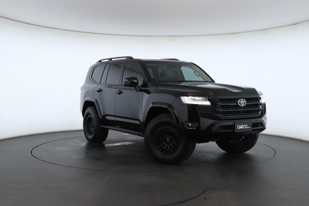 Exterior view frame 0