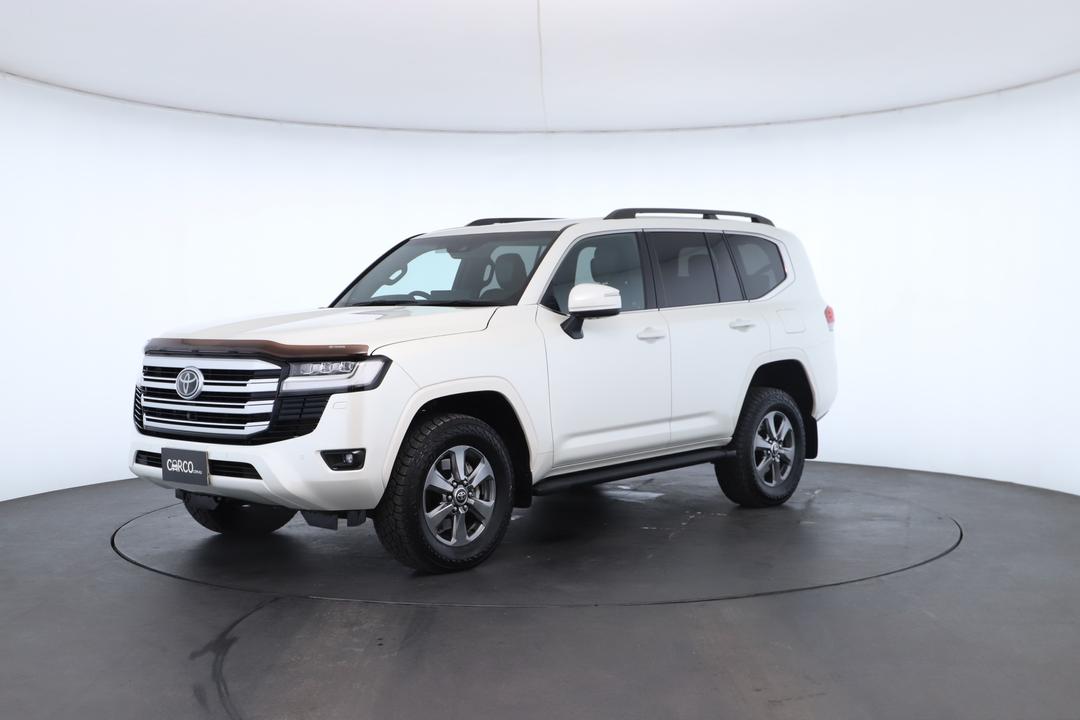 Exterior view frame 5