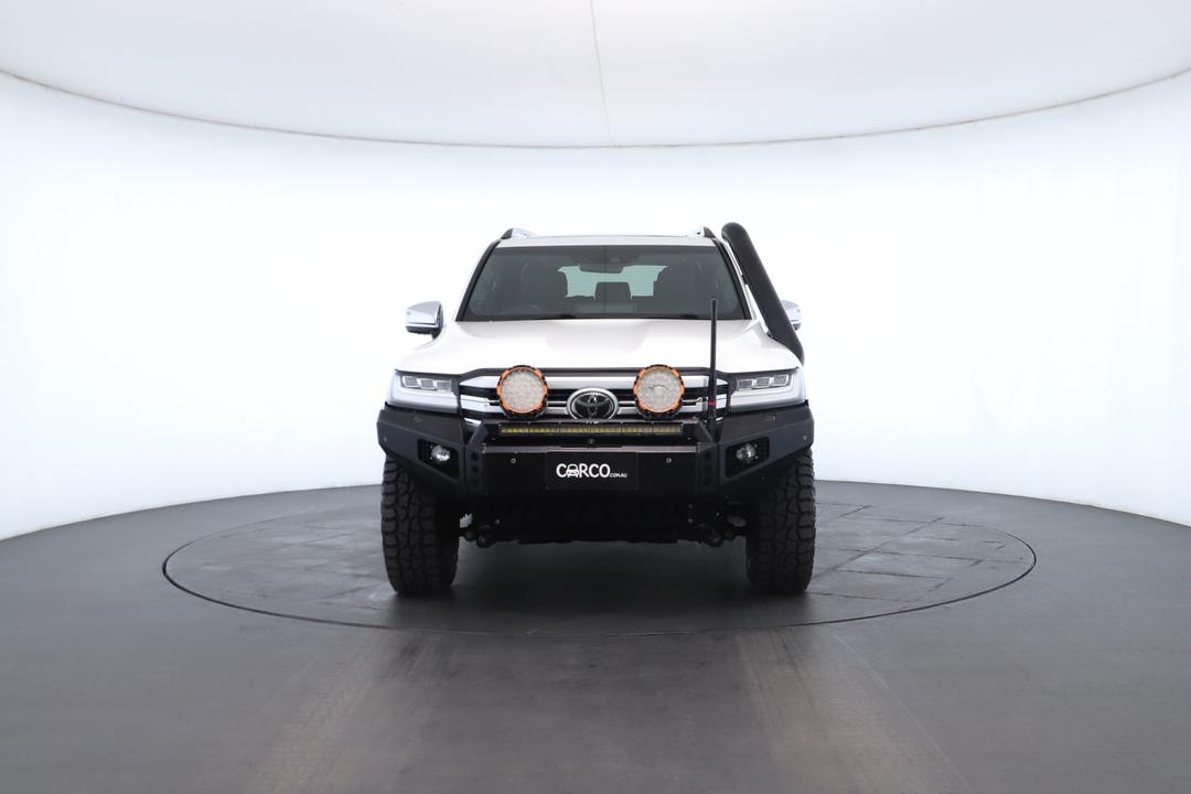 Exterior view frame 3