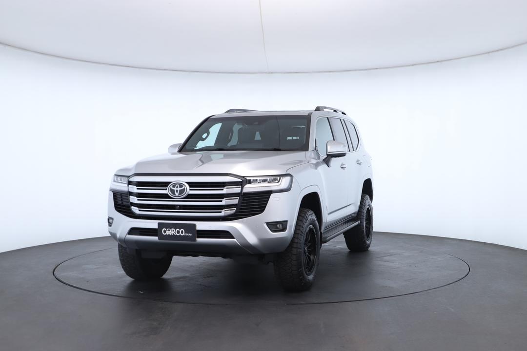 Exterior view frame 4