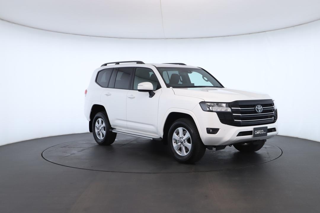 Exterior view frame 1