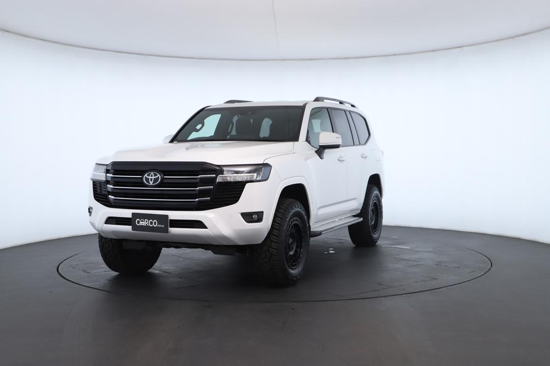 Exterior view frame 4