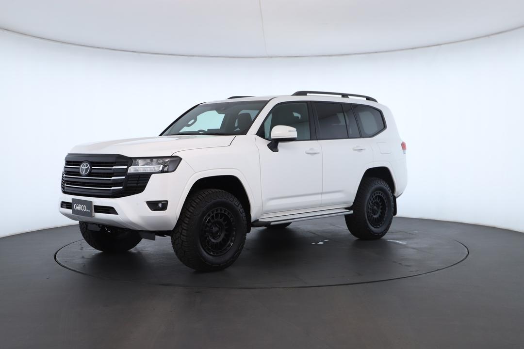 Exterior view frame 5