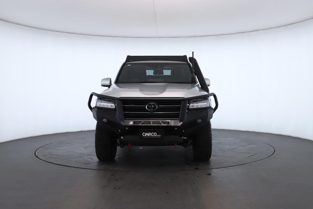 Exterior view frame 3