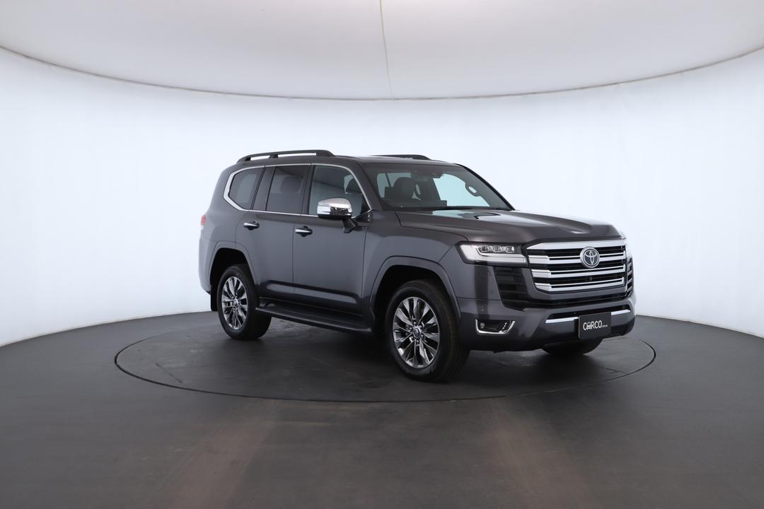 Exterior view frame 1