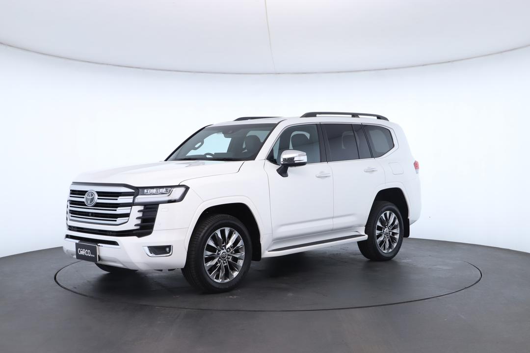 Exterior view frame 5