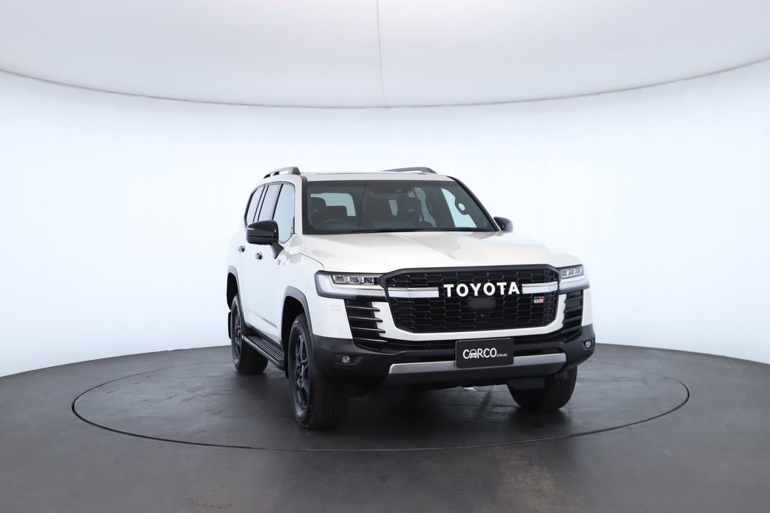 Exterior view frame 2