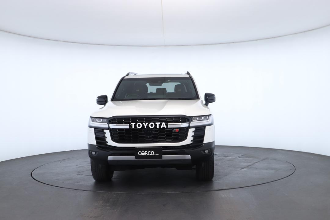 Exterior view frame 3