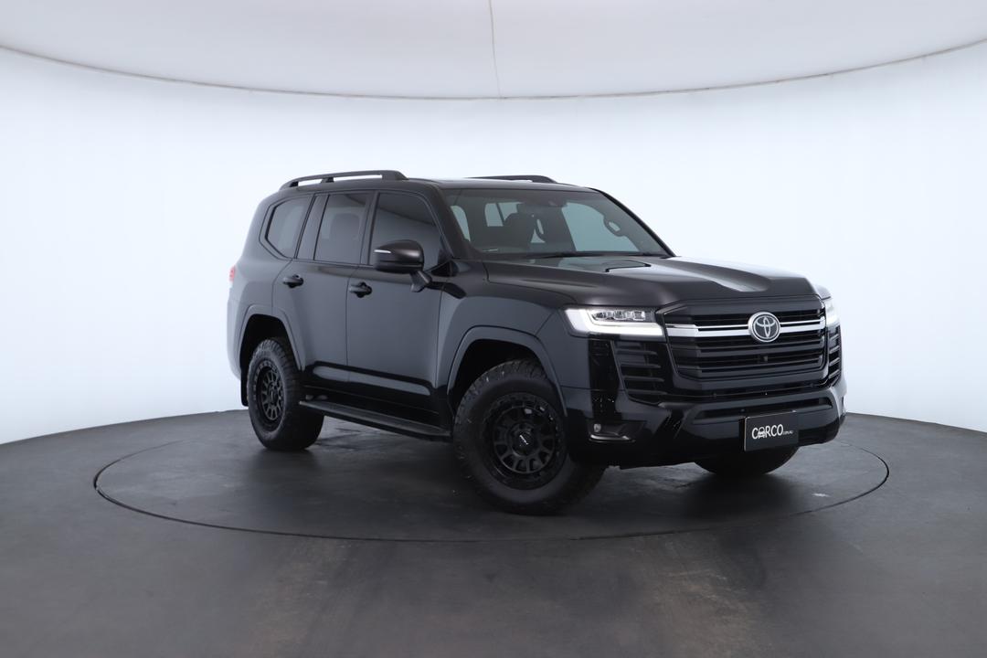 Exterior view frame 0