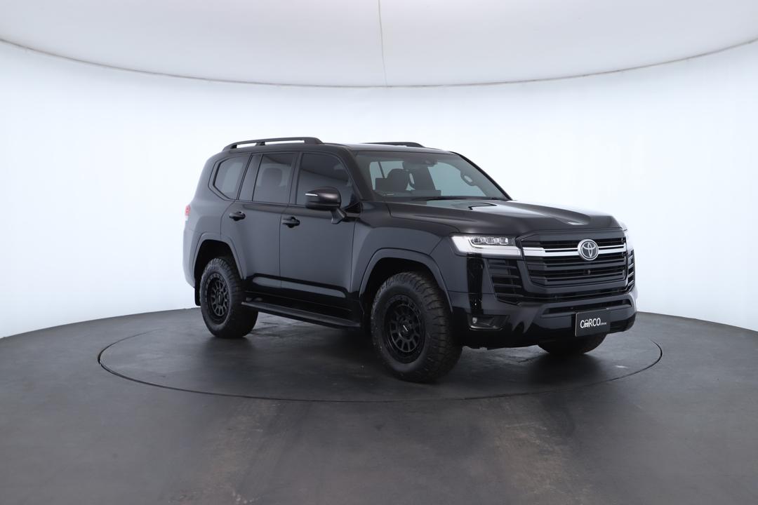 Exterior view frame 1