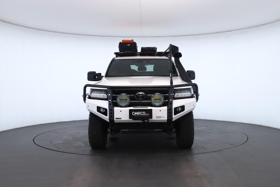 Exterior view frame 3