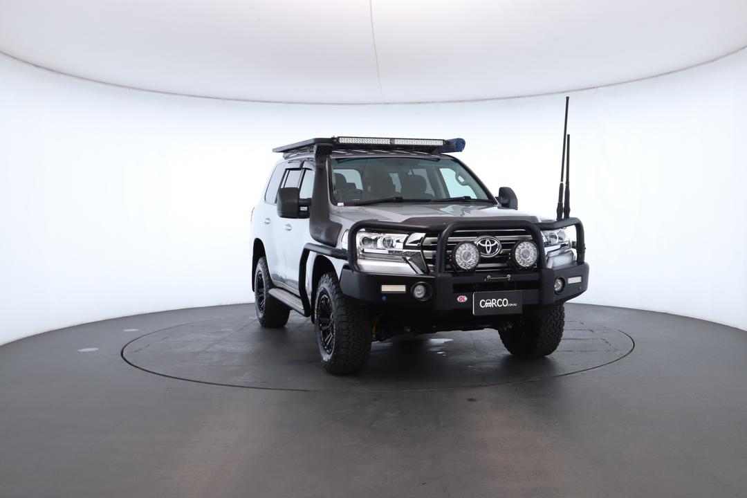 Exterior view frame 2