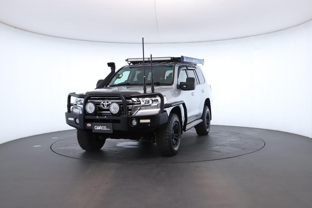 Exterior view frame 4