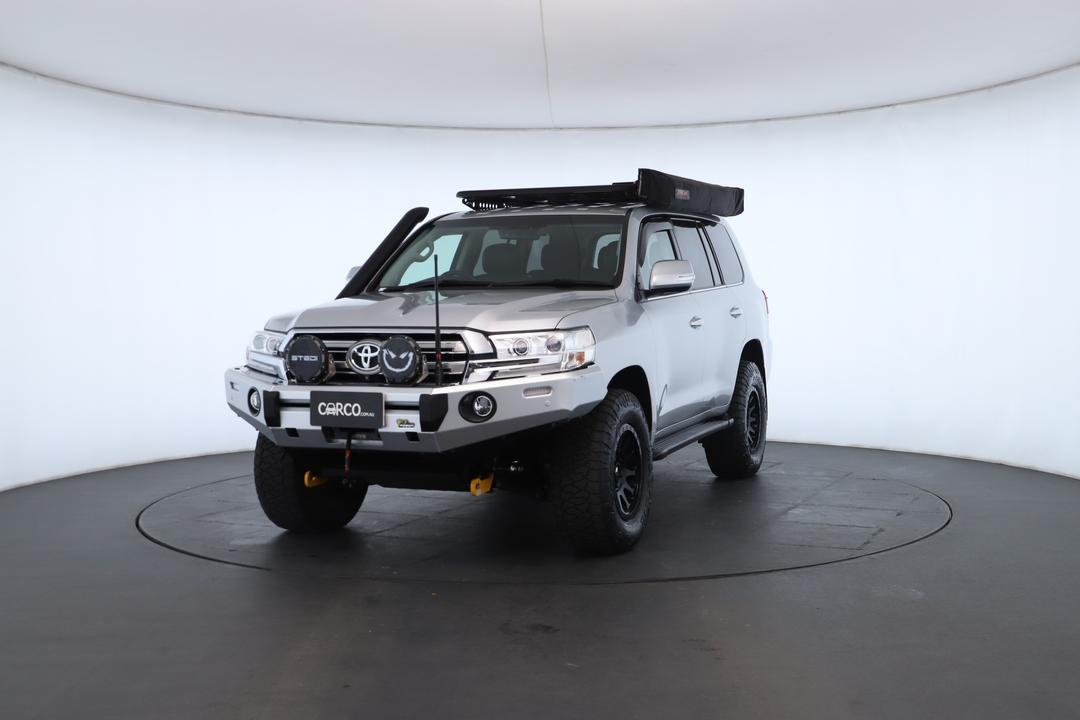 Exterior view frame 4