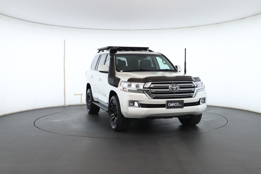 Exterior view frame 2