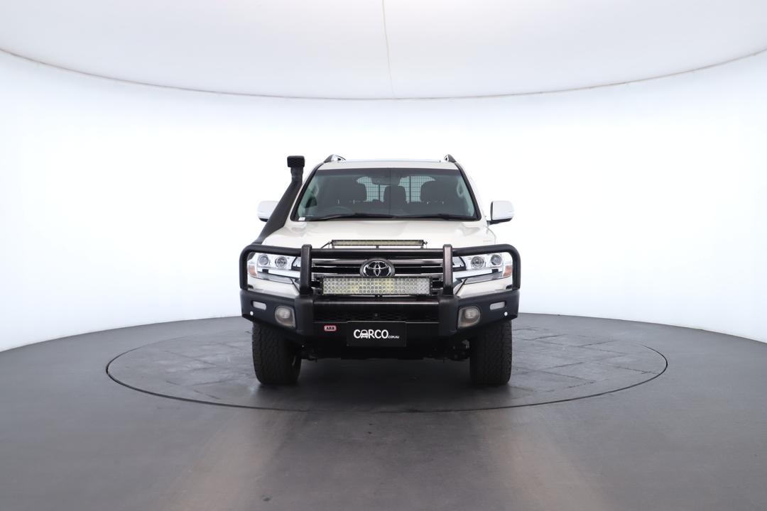 Exterior view frame 3