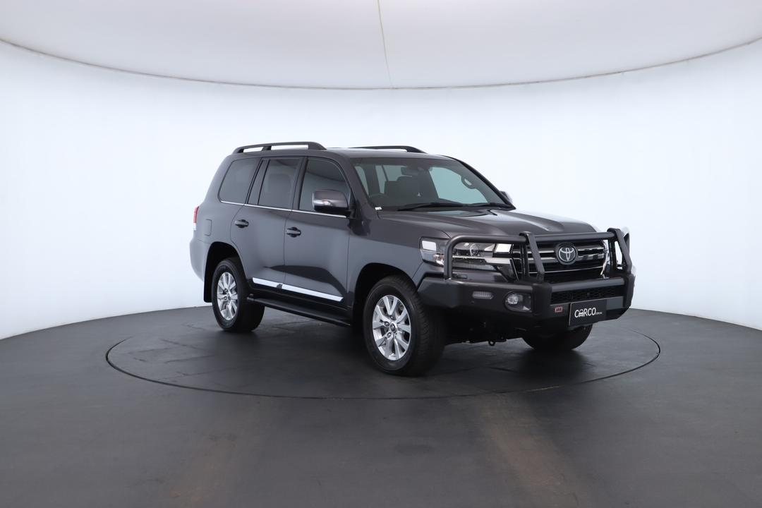 Exterior view frame 1