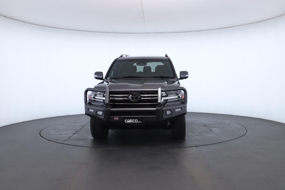 Exterior view frame 3